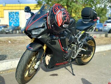мотоцикл спортивный цена: Спортбайк Honda, 1000 куб. см, Бензин, Взрослый, Б/у