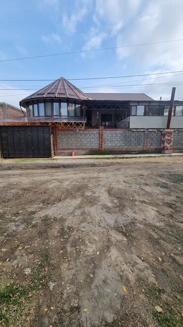 продаю дом в новопокровке нооруз: Үй, 120 кв. м, 6 бөлмө, Менчик ээси, Косметикалык оңдоо
