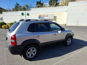 hyundai i30 universal: Hyundai Tucson: 2.2 l | 2008 il Ofrouder/SUV