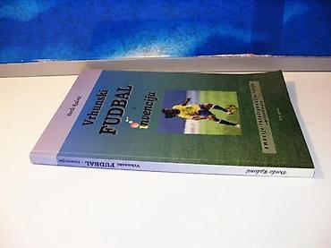 posta trstenik: Vrhunski fudbal i invencija đorđo radonićposveta autora ispisana na — 1