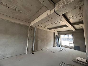 Продажа магазинов: Продажа магазинов В жилом доме, 61 м², ПСО (под самоотделку), Отдельный вход, 1 этаж — 3