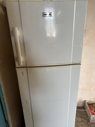 куплю бу холодильник бишкек: Холодильник Avest, Требуется ремонт, Двухкамерный