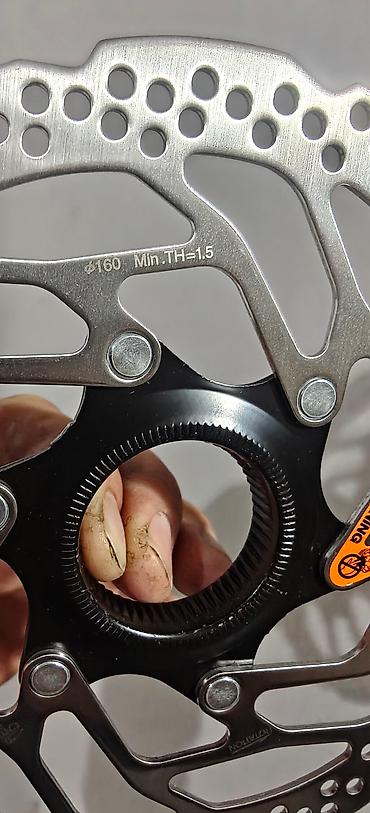 стяжки ремень: Тормозной ротор Shimano SM-RT30-S, диаметр 160 мм - Тип крепления — 4
