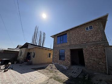 Продажа коттеджей и домов: Продается жилой дом с большим участком и хозяйственными постройками — 1