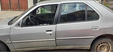 staklo: PREDNJA I ZADNJA VRAT ZA PEUGEOT 306 OD 1996. DO 2002. GOD. | — 1
