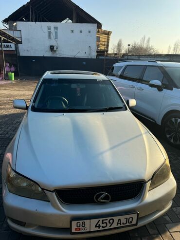 Lexus: Lexus IS: 2001 г., 2 л, Автомат, Бензин, Седан