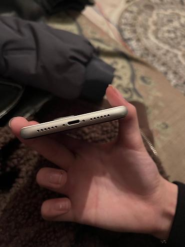 Apple iPhone: IPhone 11, Qara, Face ID — 6