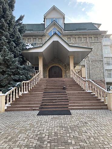 Аренда другой коммерческой недвижимости: Аренда дома Площадь участка - 0,308га Общая площадь здания: 2 558,3 — 4