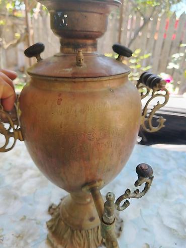 Antik samovar – misdən hazırlanmış, klassik “qlobus” formalı gövdə və