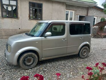 авто в рассрочку такси: Nissan Cube: 2003 г., 1.4 л, Автомат, Бензин, Хетчбек