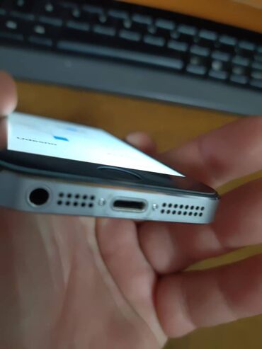 Apple iPhone: Apple iPhone iPhone 5, 16 GB, Matte Silver, Otisak prsta — 9