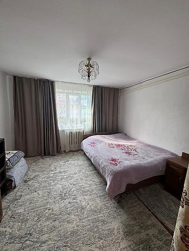 Продажа коттеджей и домов: Продается Жилой Дом 2,3 сотки. Половина дома. Угловой дом. По — 13