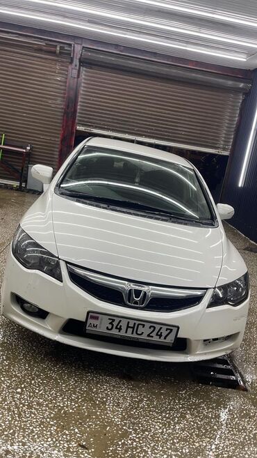 года сивик: Honda Civic: 2009 г., 1.3 л, Вариатор, Гибрид, Седан