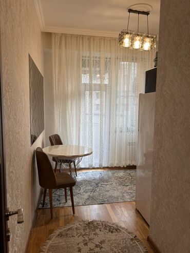 Uzunmüddətli kirayə mənzillər: Bileceri Kristal Abseronda 17/2 mertebesınde radnoy1 otaqlı menzil — 7