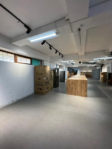 Офисы: Продаю Офис 384 м², С ремонтом, Многоэтажное здание, Цокольный этаж этаж — 7