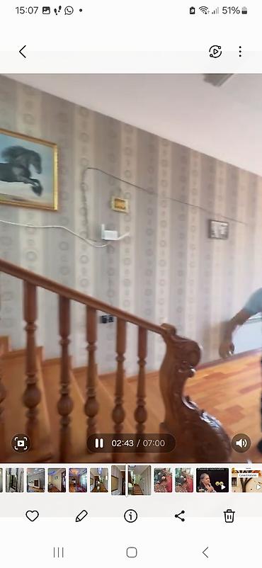 Həyət evi alıram: Satılır: 3 mərtəbəli fərdi yaşayış evi - Ümumi planlama: Zirzəmi + 2 — 1