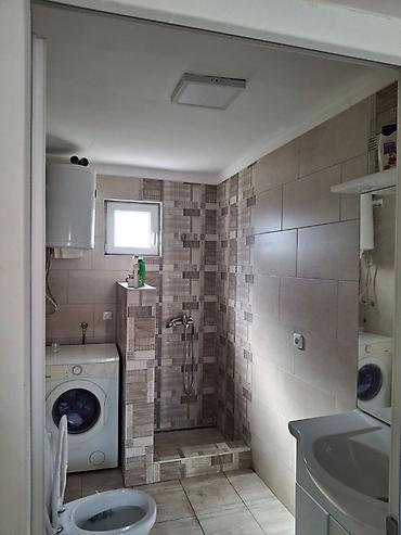 prodaja kuca leskovac: Izdajem stanove za radnike u Dobanovcima,Surcin.
Cena 100e — 6