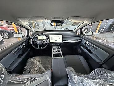 GAC: Электромобиль GAC Aion Y (белый), компактный кроссовер/минивэн с — 10