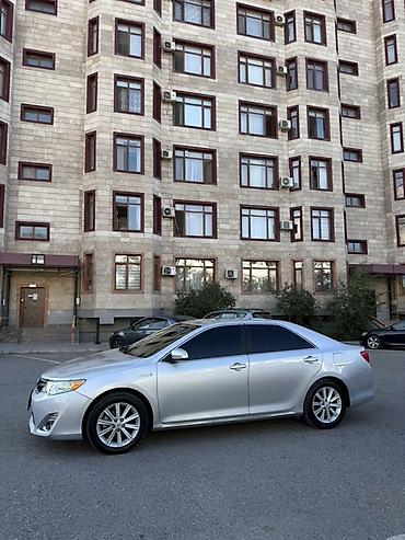 2107 торпеда: Toyota Camry: 2012 г., Автомат, Гибрид, Седан — 6
