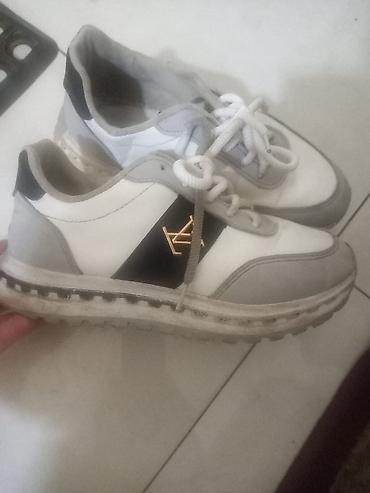 trendyolu: Qara salvar 12manat xs razmer don etiketli 10manat xl razmer krasovka — 4