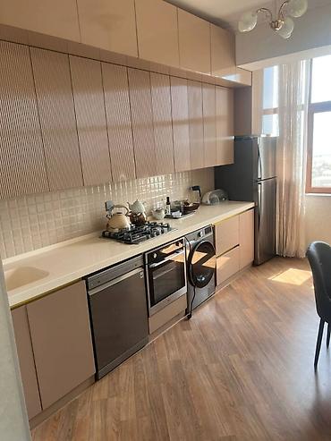 Mənzillər: 🌊 Neftchi Residence-da DƏNİZ MƏNZƏRƏLİ mənzil KİRAYƏ! 📍 Bayıl — 10