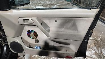 Volkswagen: Volkswagen Vento: 1993 г., 1.8 л — 10