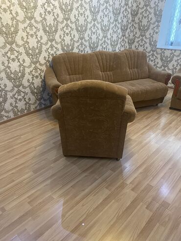 мебель для подростков: Модульный диван, Б/у, Велюр