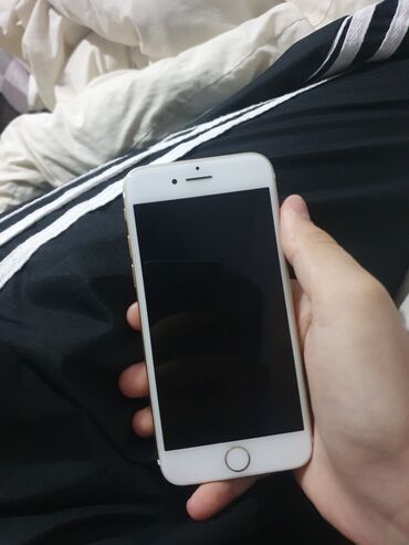 Apple iPhone: IPhone 7, 32 GB, Rose Gold, Barmaq izi