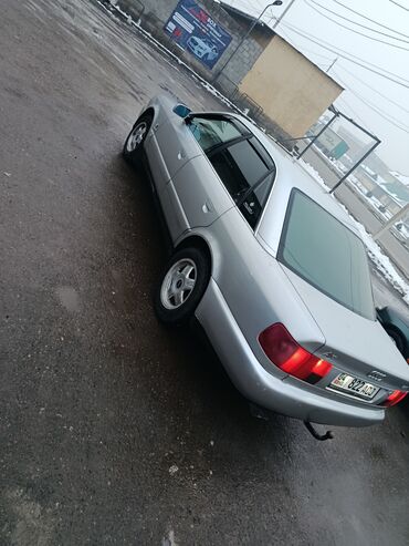 Audi: Audi A6: 1994 г., 2.6 л, Механика, Седан — 4