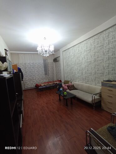 Uzunmüddətli kirayə mənzillər: Otaq yoldawi axdarilir evde hal hazirda bir nefer qalir 3 neferse — 9