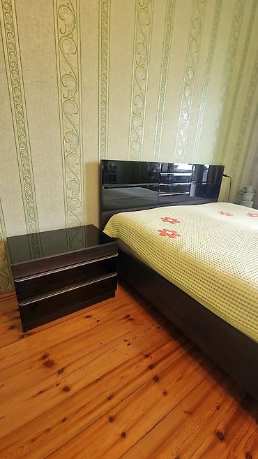 Yataq otağı dəstləri: İkinəfərlik çarpayı, 2 tumba, İşlənmiş — 31