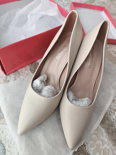 Tuflilər: Yenidir, cəmi 1 dəfə geyinilib. çox rahatdır. 40 razmer. Comfy Brand — 7