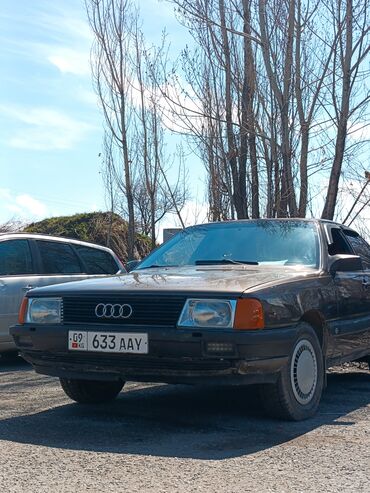 срочно срочно продаю машина: Audi 100: 1983 г., 1.8 л, Механика, Бензин, Седан