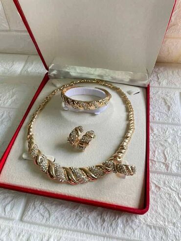 guess prsten: Set: Earrings, Bracelet, Necklace, Material: Stainless steel