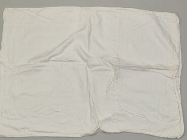 Постільна білизна та приладдя: Наволочка, 75 x 53, колір - Білий, стан - Задовільний