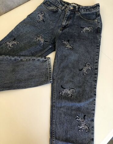 Digər qadın geyimləri: Qadın geyim dəsti – 3 məhsul 1) Zebra naxışlı cins şalvar - Tünd boz