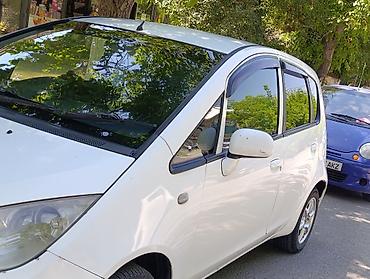 Mitsubishi: Mitsubishi Colt: 2004 г., 1.5 л, Вариатор, Бензин, Хэтчбэк — 3