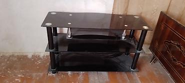 susə polka: Şüşə TV stendi - Rəng: qara (tünd şüşə) - Material: möhkəm temperli — 1