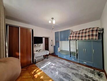 снять дом на долгий срок без посредников: 350 м², 10 комнат, Забор, огорожен