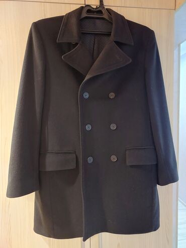 Пальто: Полу-Пальто мужское Givenchy, кашемир. Из Франции. Размер 46-48, рост