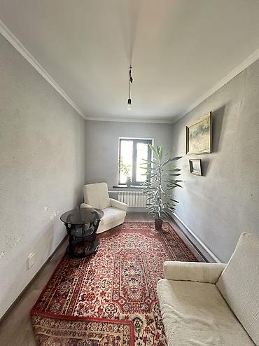 Продажа полдома: Продается участок с домом в районе Восточного вокзала, дороги — 9