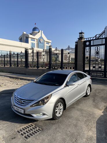 Hyundai: Hyundai Sonata: 2010 г., 2 л, Автомат, Газ, Седан