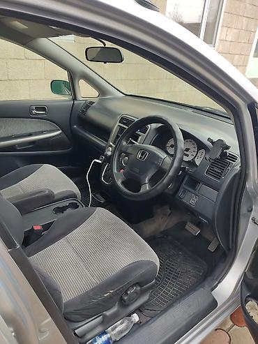 портер 1 сидения: Honda Stream: 2002 г., 1.7 л, Автомат, Бензин, Минивэн — 7