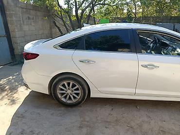Продажа авто: Hyundai Sonata: 2017 г., 2 л, Автомат, Газ, Седан — 3