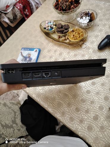xbox series x: Salam playstation 4 silim modelidi hec bir problemi yoxdu əla