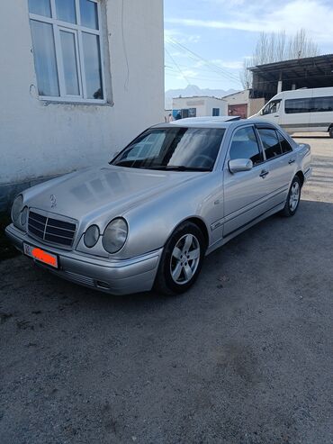 машиа: Mercedes-Benz A 210: 1996 г., 2 л, Автомат, Бензин