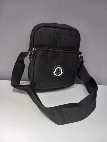 Torbe: Muske torbe 2900 na lalafo.rs — 17 Torbe: Muske torbe 2900 — 17