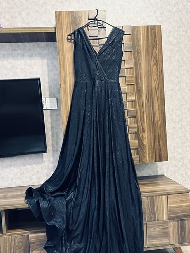 Вечерние платья: Вечернее платье, S (EU 36)