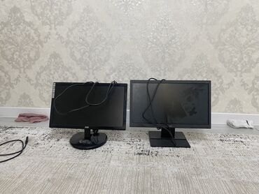 комбо 3 в 1: Старые мониторы первый монитор AOC второй монитор acer каждый по