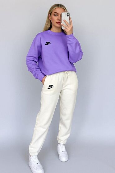 Gornji i donji deo: Komplet trenerka – udobna, moderna i izrađena od kvalitetnog pamuka — 27